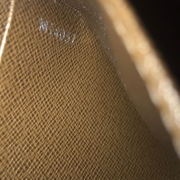 Louis Vuitton Clutch (Mens) Rare - Picture 7 of 8